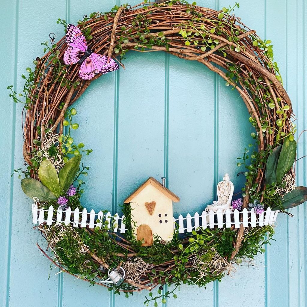 Create Your Own DIY Spring Wreath for Your Front Door